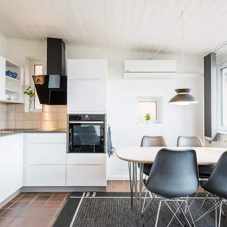Vakantiehuis Holiday Henne Xci Henne Strand